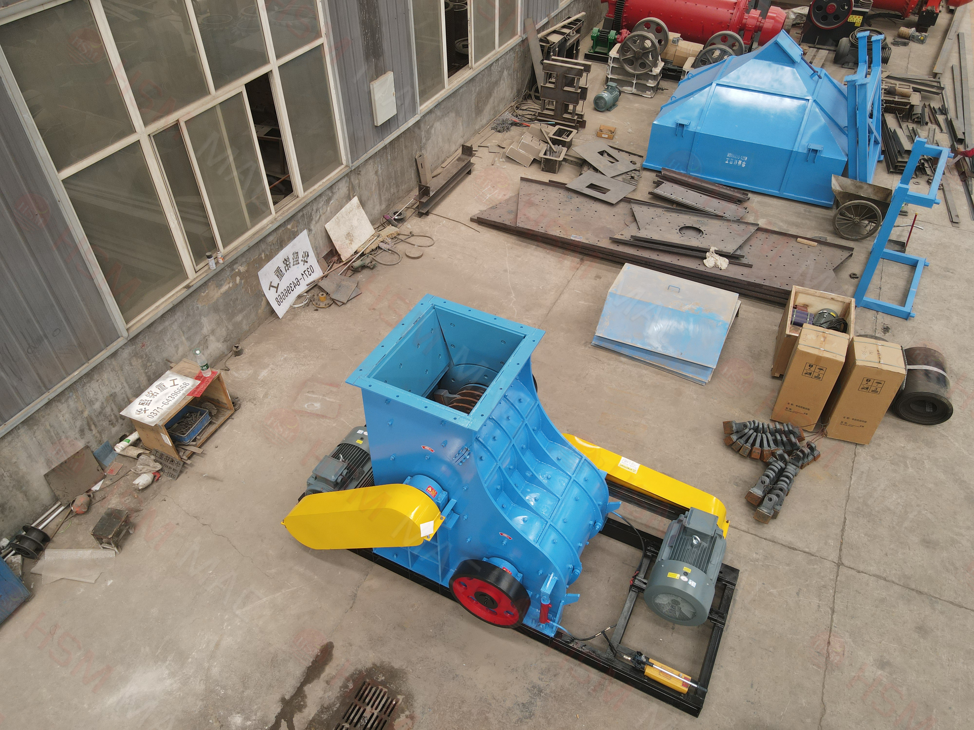 井下膏体填充物粉碎机