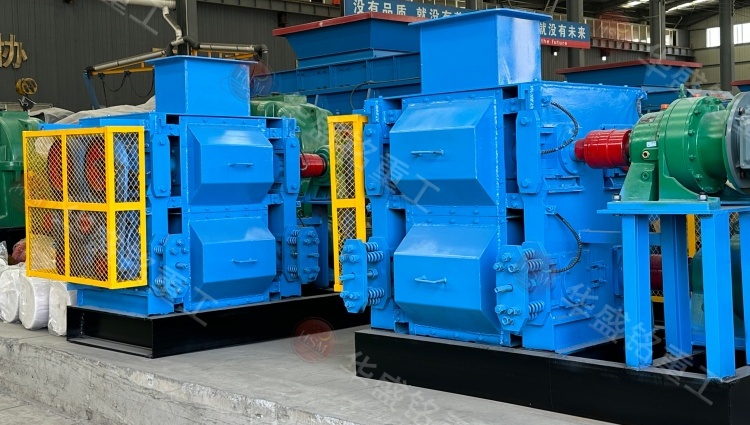 碳酸锂块破碎工序的设备配置探讨——华盛铭四辊破碎机应用观察