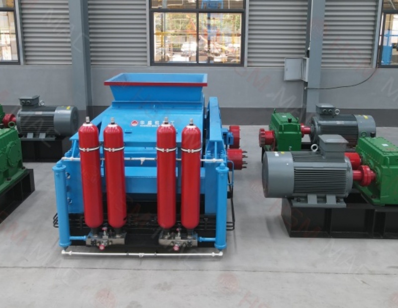 石墨块对辊破碎机