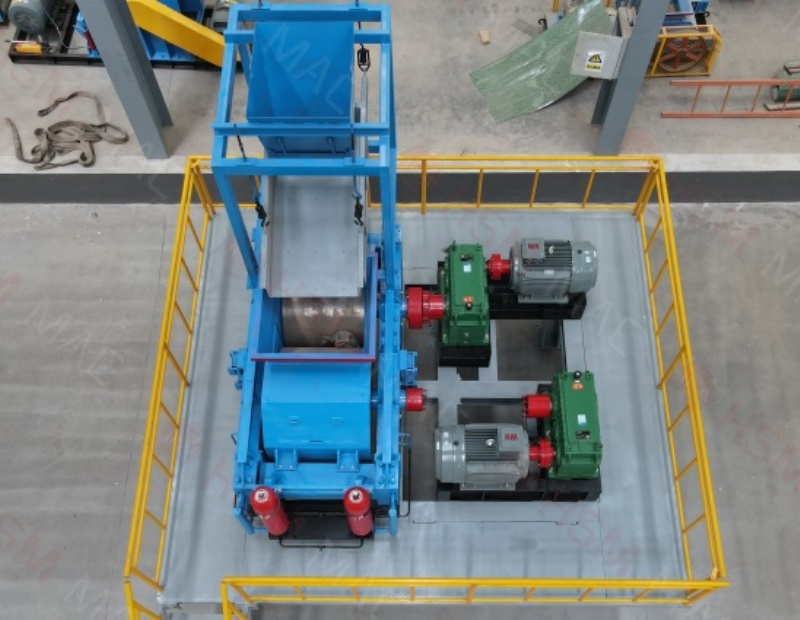 固化飞灰块破碎机